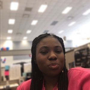 Meet your Posher, Brittani